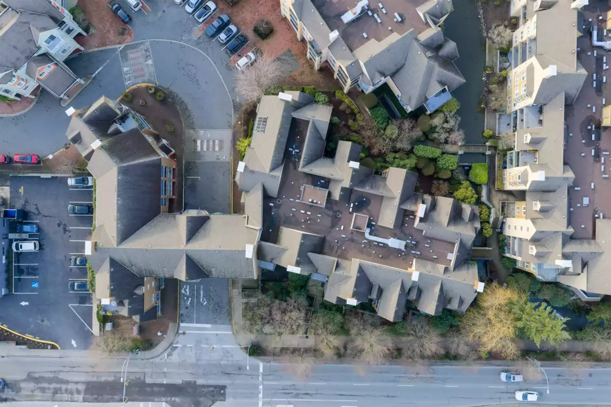 Outdoor Patio Photo of 109 1369 56 Street, Tsawwassen, BC