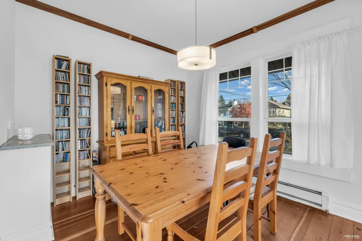 Bedroom 4 Photo of 237 Sandringham Avenue, New Westminster, BC