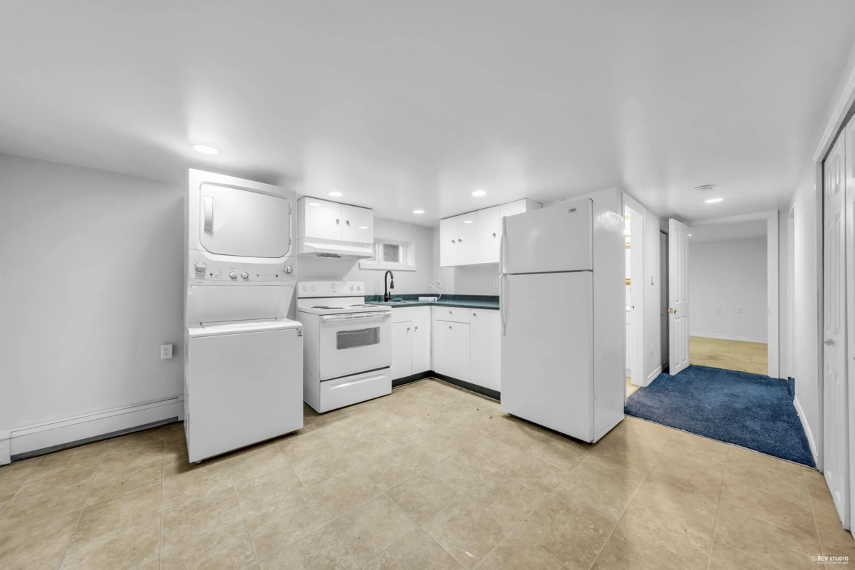 Garage Interior Photo of 237 Sandringham Avenue, New Westminster, BC