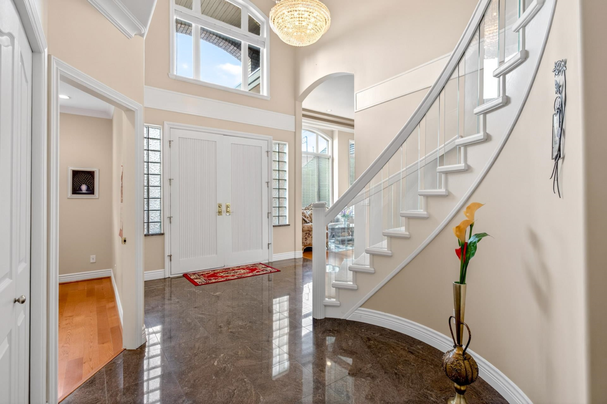 Dining Area Photo of 8260 Claysmith Road, Richmond, BC