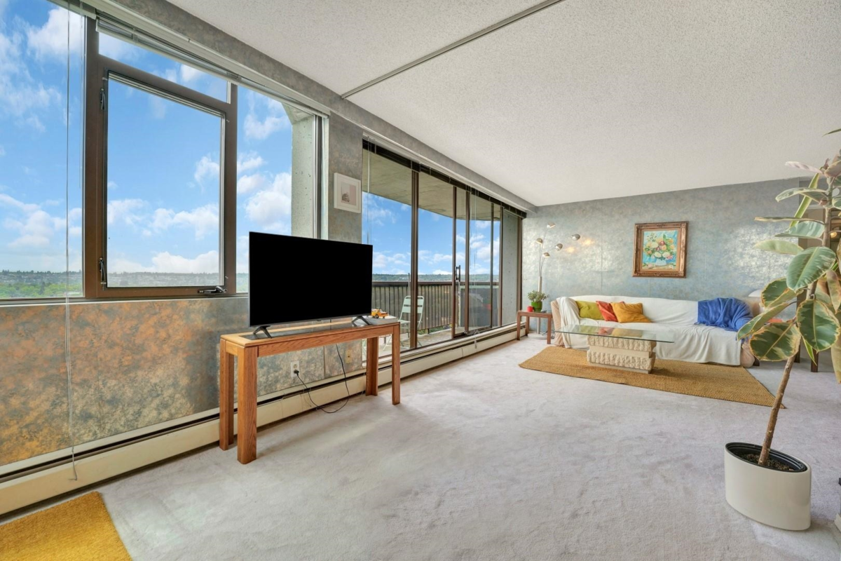 Bedroom 2 Photo of 1104 2445 W 3rd Avenue, Vancouver, BC