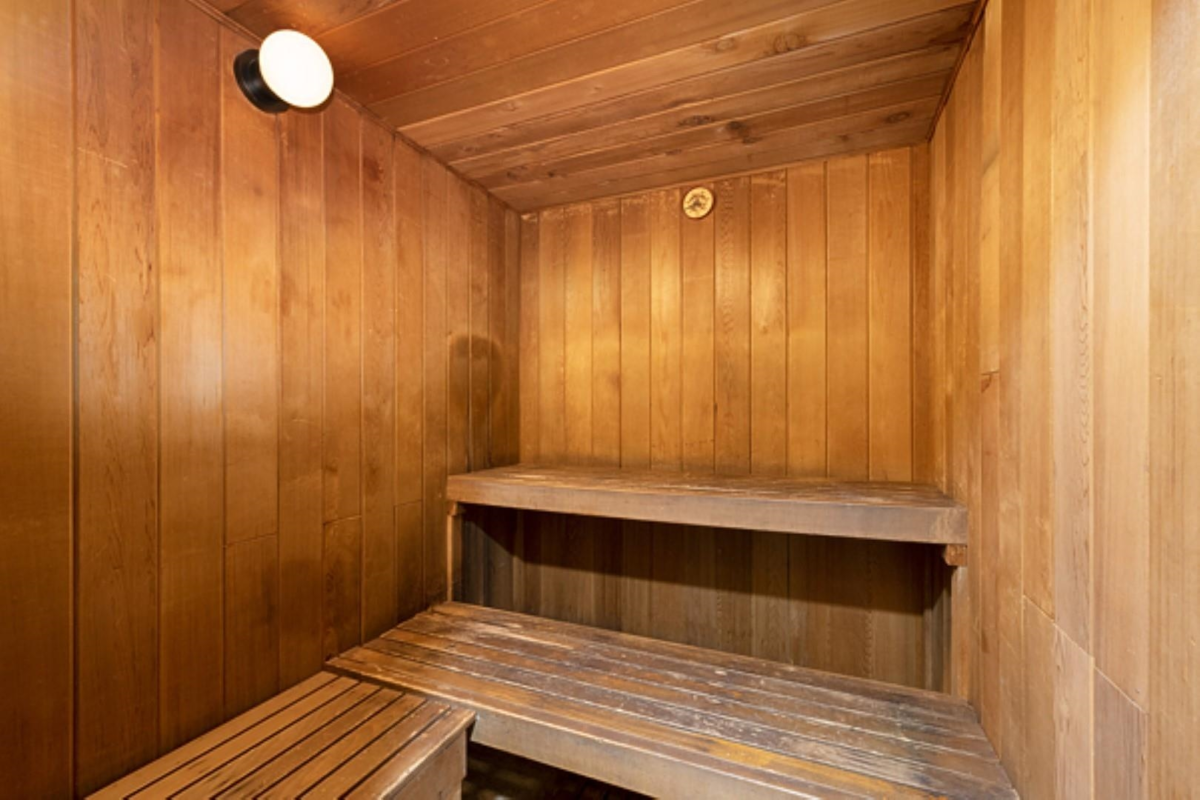 Dining Area Photo of 1104 2445 W 3rd Avenue, Vancouver, BC