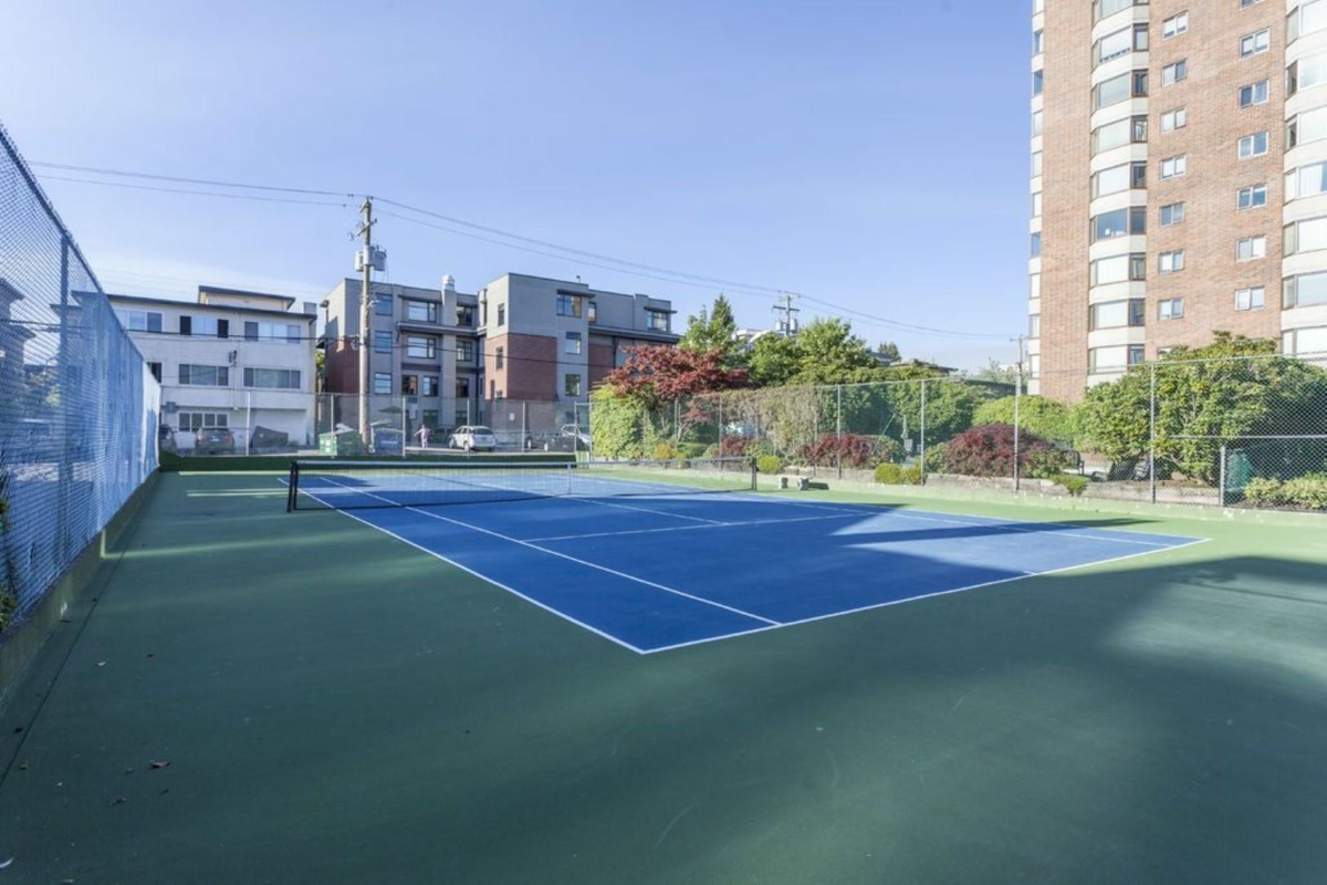 Family Room Photo of 1104 2445 W 3rd Avenue, Vancouver, BC