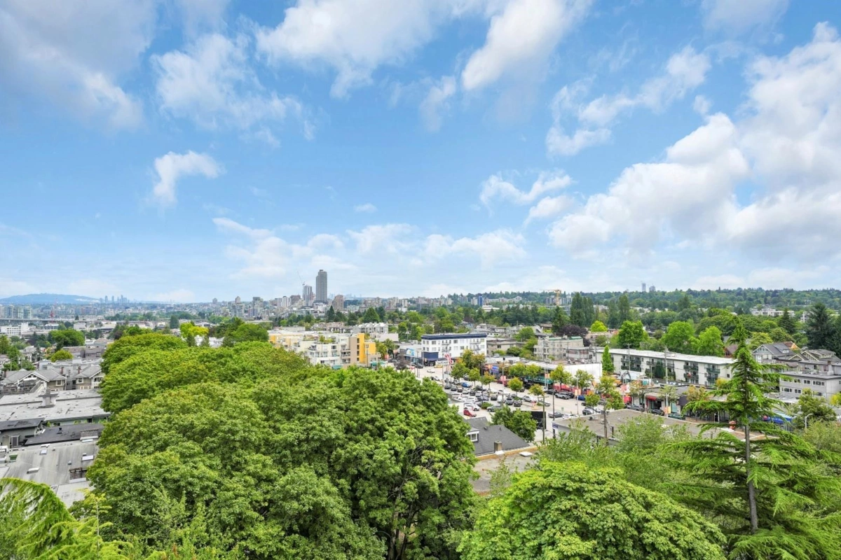 Laundry Room Photo of 1104 2445 W 3rd Avenue, Vancouver, BC