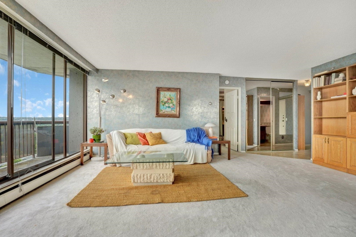 Walk-In Closet Photo of 1104 2445 W 3rd Avenue, Vancouver, BC