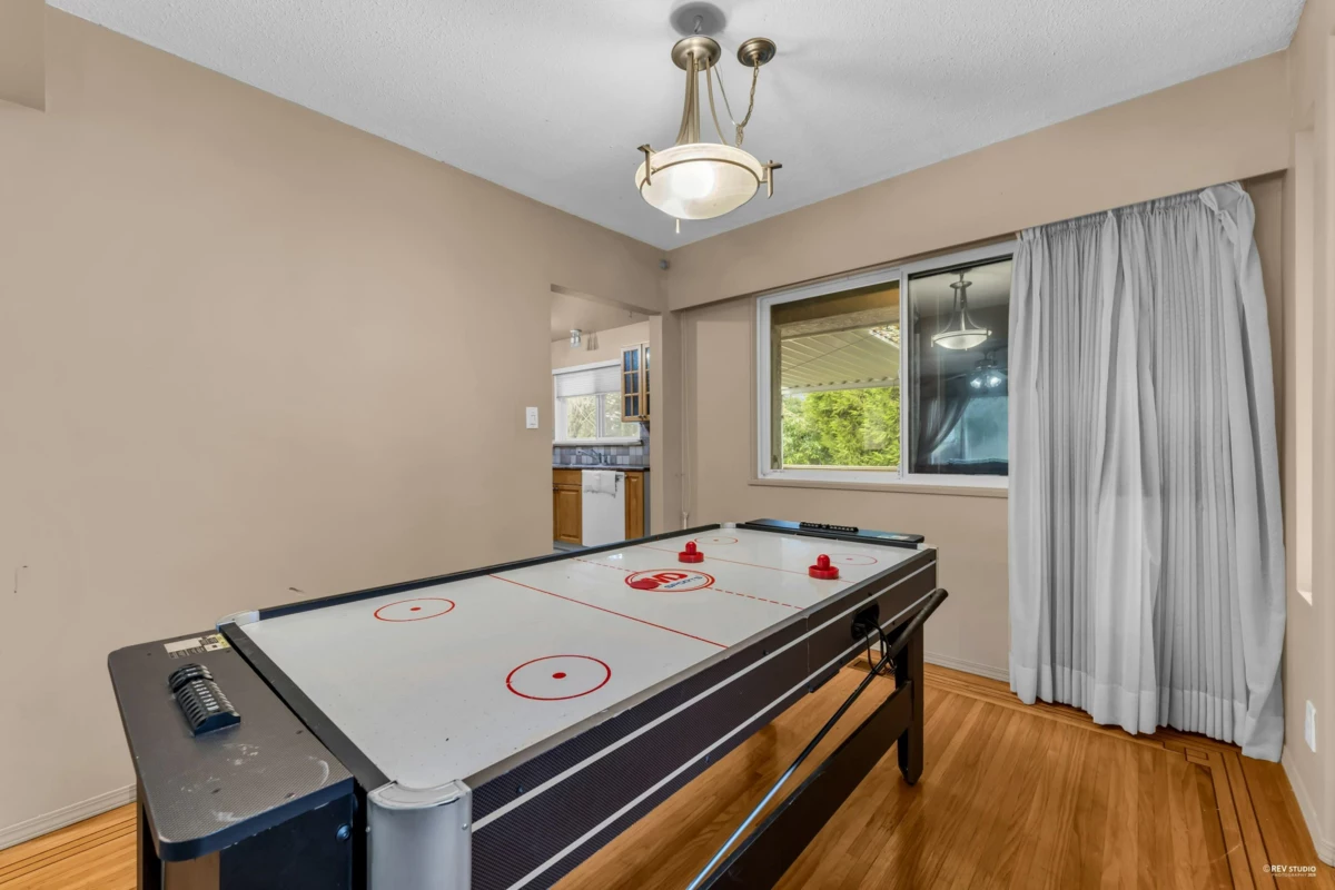 Bedroom 3 Photo of 12521 Grove Crescent, Surrey, BC