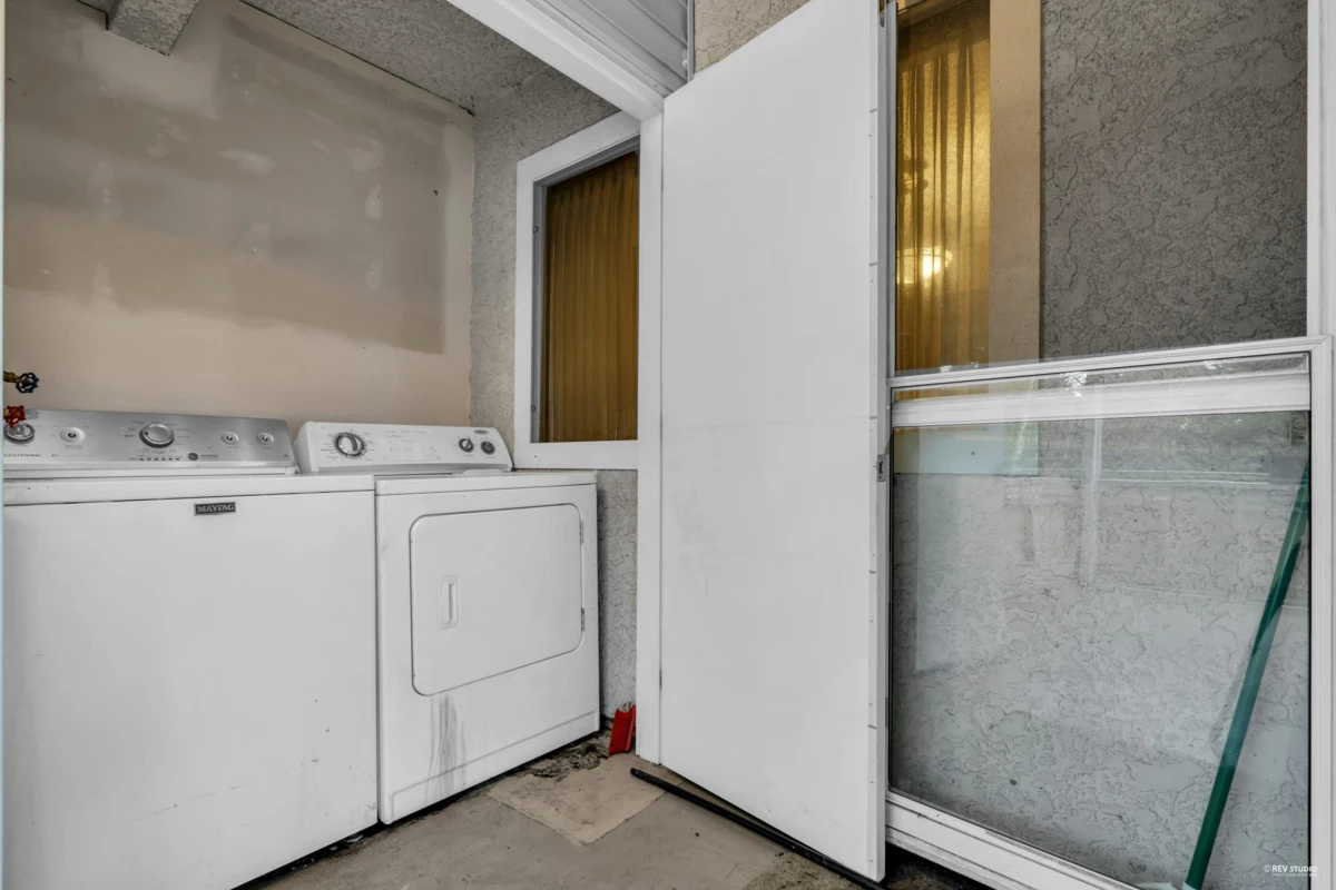 Hot Tub / Spa Photo of 12521 Grove Crescent, Surrey, BC