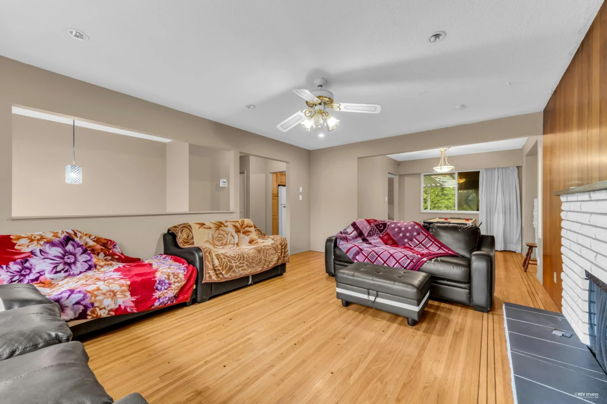 Primary Bedroom Photo of 12521 Grove Crescent, Surrey, BC