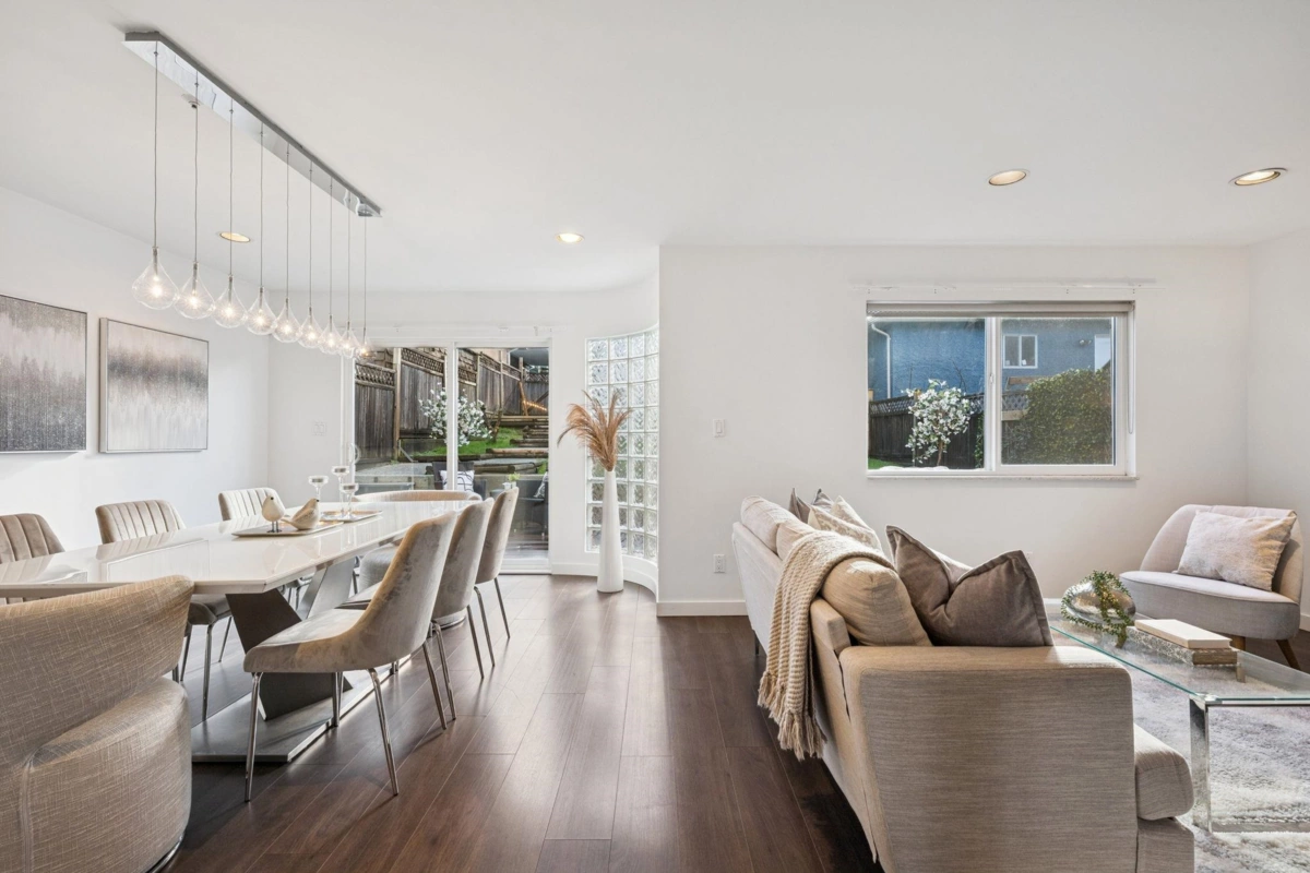 Dining Area Photo of 2748 E 23rd Avenue, Vancouver, BC