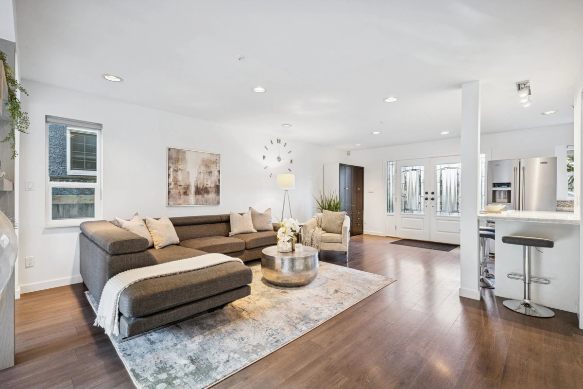 Family Room Photo of 2748 E 23rd Avenue, Vancouver, BC