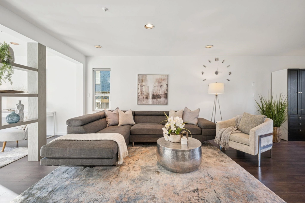 Living Room Photo of 2748 E 23rd Avenue, Vancouver, BC