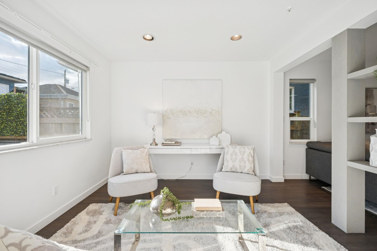 Primary Bathroom Photo of 2748 E 23rd Avenue, Vancouver, BC