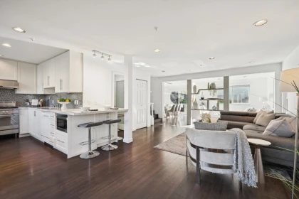 Kitchen Photo of 2748 E 23rd Avenue, Vancouver, BC