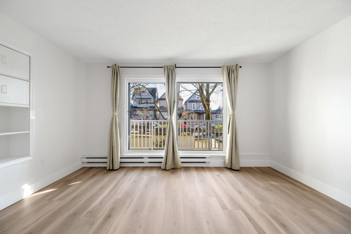 Living Room Photo of 101 1545 E 2nd Avenue, Vancouver, BC