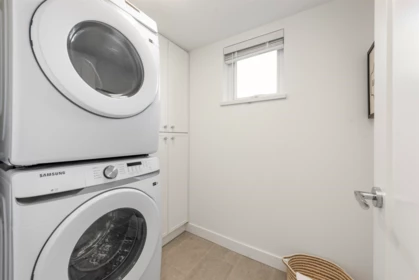 Guest Bathroom Photo of 4 728 Lea Avenue, Coquitlam, BC