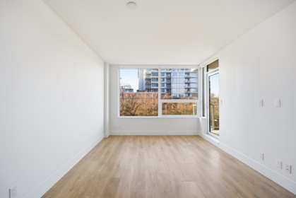 504 5508 Hollybridge Way, Richmond, BC, Richmond — Apartment/Condo for sale