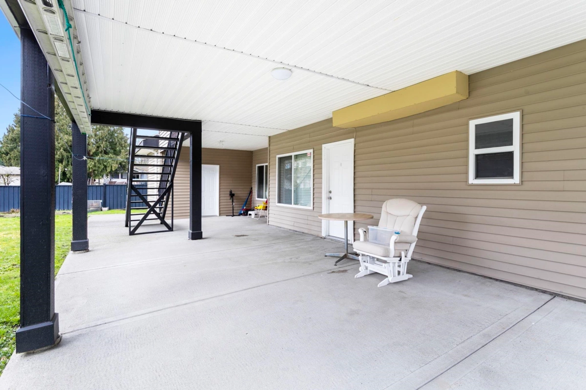 Hot Tub / Spa Photo of 9416 Wallace Crescent, Surrey, BC