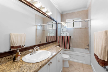 Mudroom Photo of 9416 Wallace Crescent, Surrey, BC
