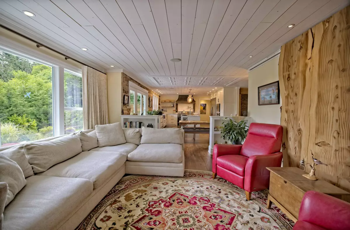 Bedroom 4 Photo of 118 Douglas Road, Salt Spring Island, BC