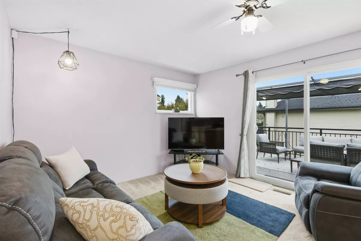 Dining Area Photo of 9235 Mcburney Drive, Richmond, BC