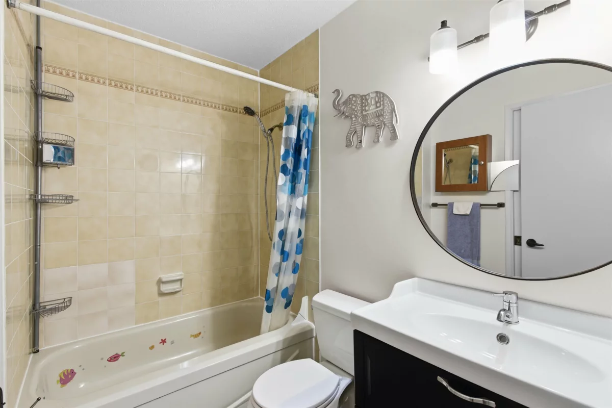 Powder Room Photo of 9235 Mcburney Drive, Richmond, BC