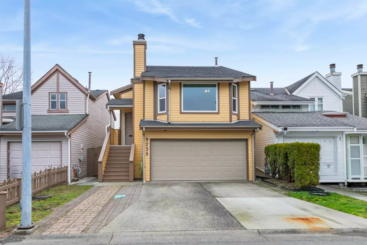 Staircase Photo of 9235 Mcburney Drive, Richmond, BC