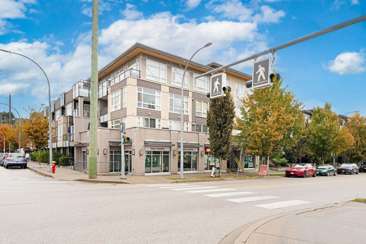 Exterior Rear Photo of 213 85 Eighth Avenue, New Westminster, BC