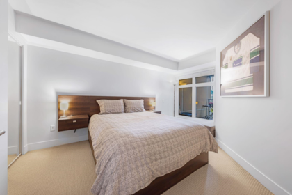Office / Den Photo of 213 85 Eighth Avenue, New Westminster, BC