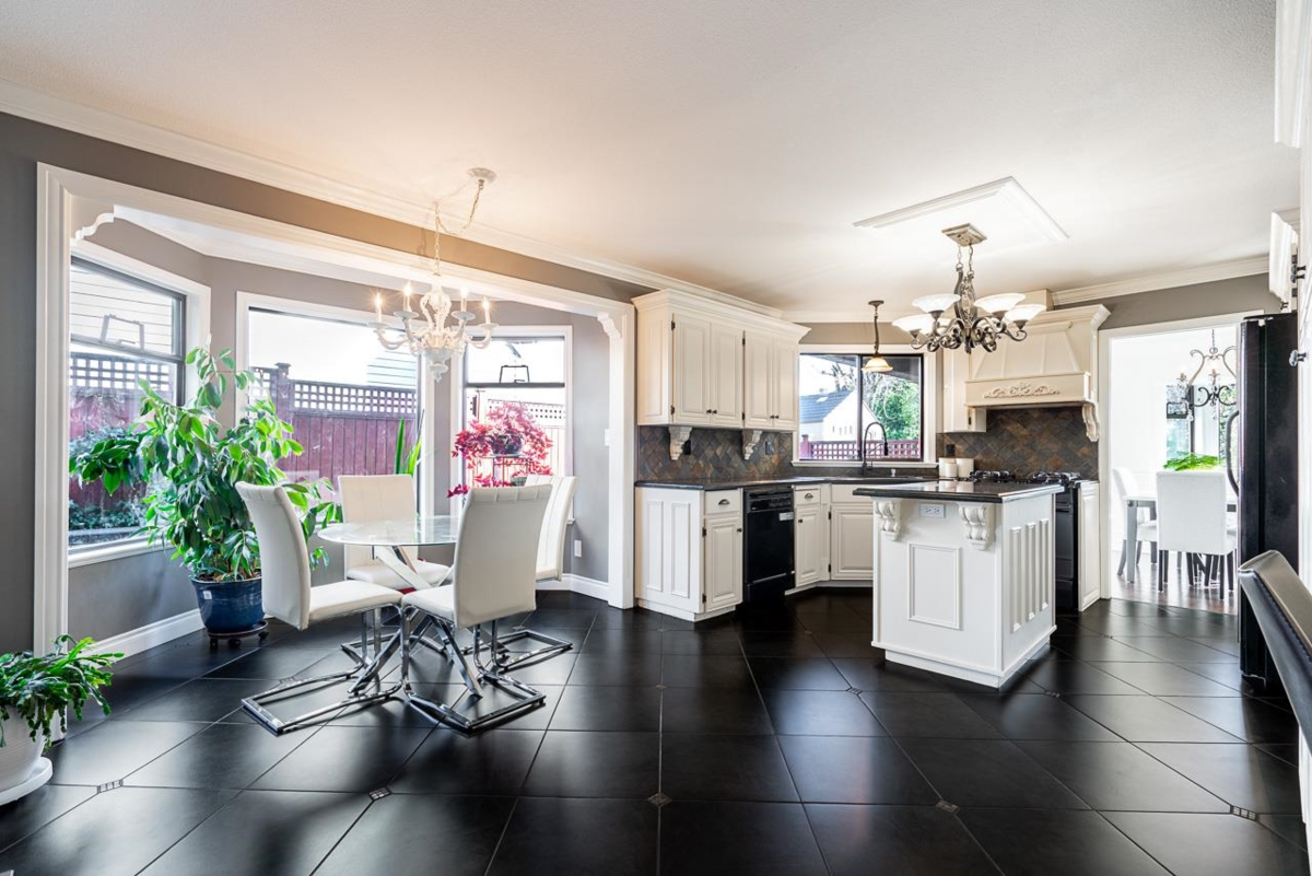 Bedroom 2 Photo of 18459 56a Avenue, Surrey, BC