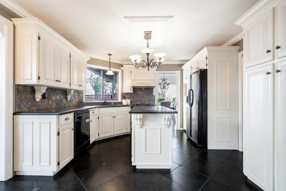 Bedroom 3 Photo of 18459 56a Avenue, Surrey, BC