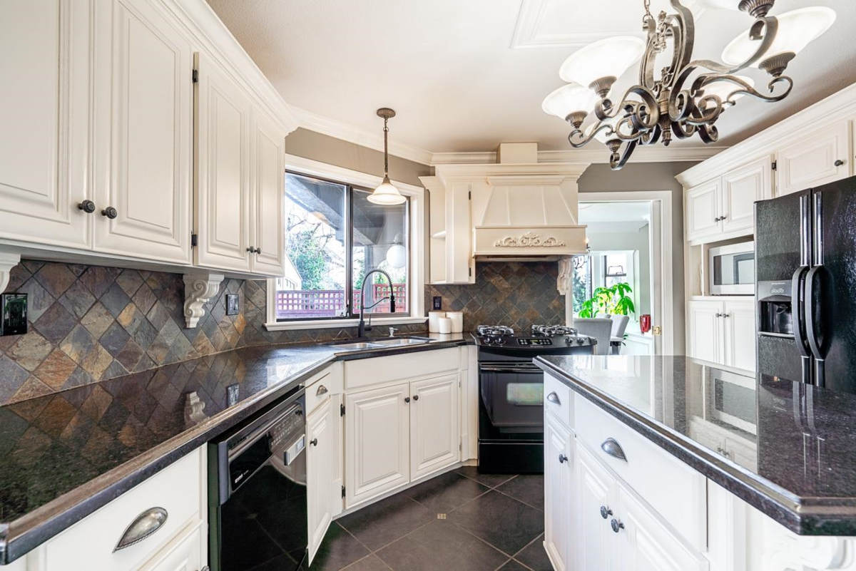 Bedroom 4 Photo of 18459 56a Avenue, Surrey, BC