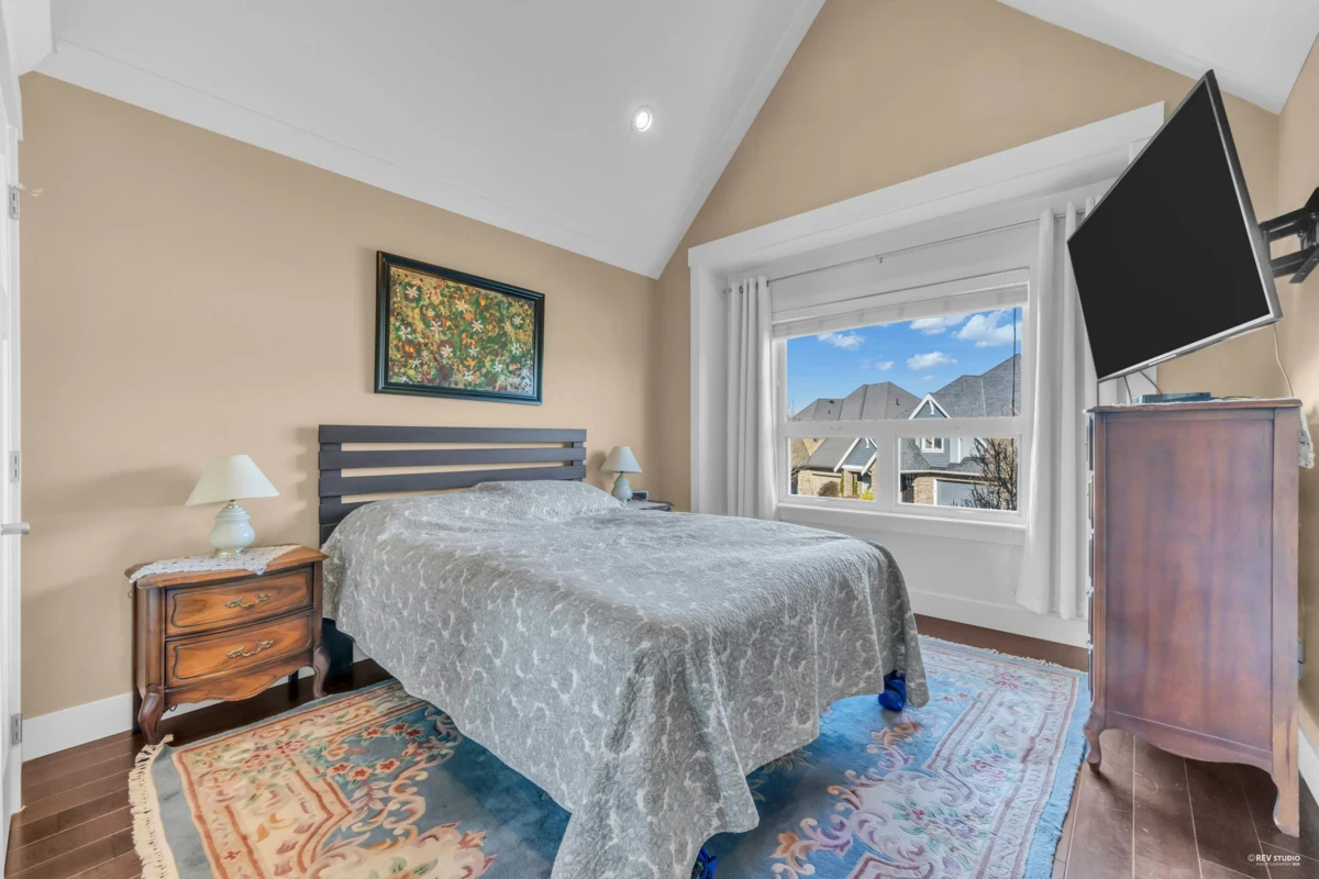 Mudroom Photo of 16238 25 Avenue, Surrey, BC