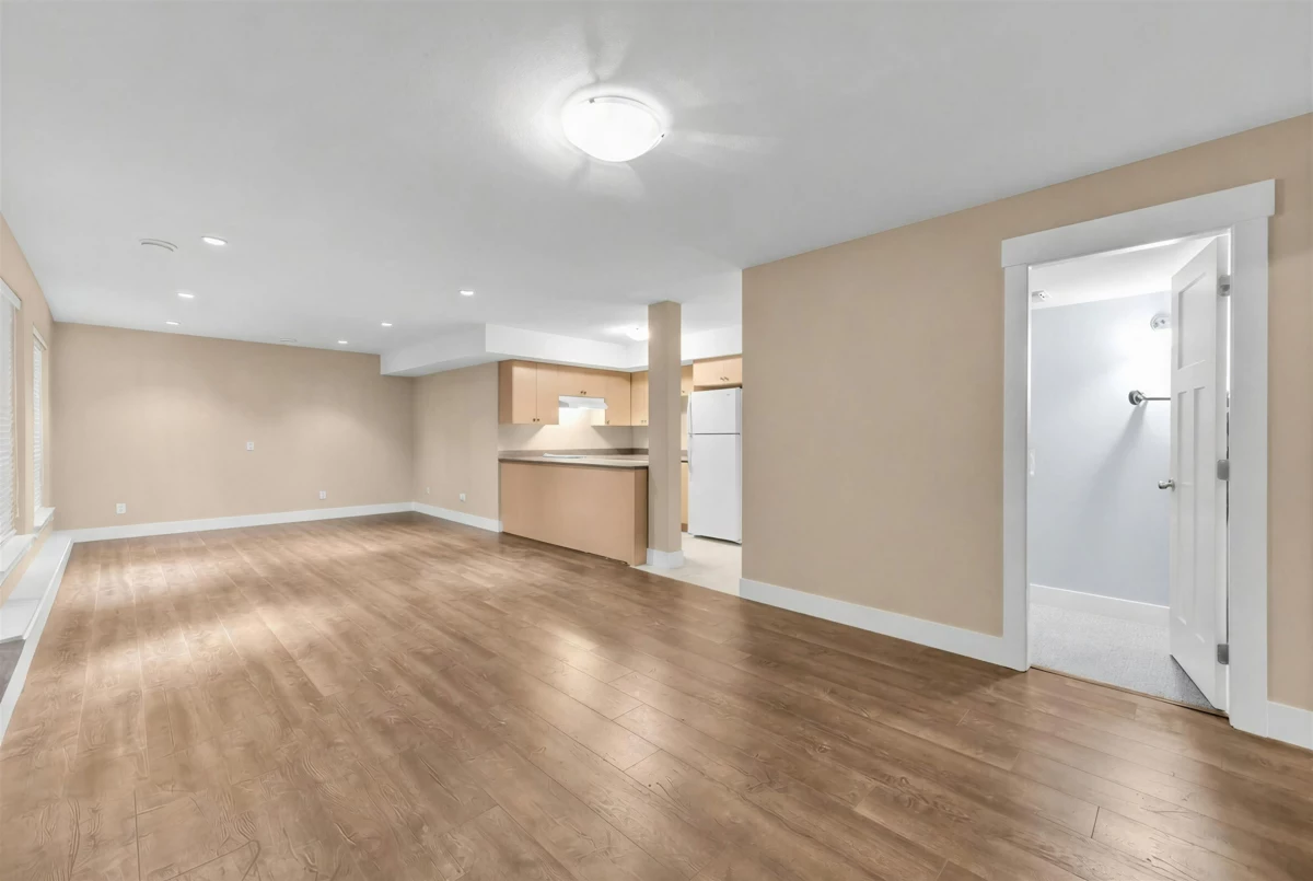 Swimming Pool Photo of 16238 25 Avenue, Surrey, BC