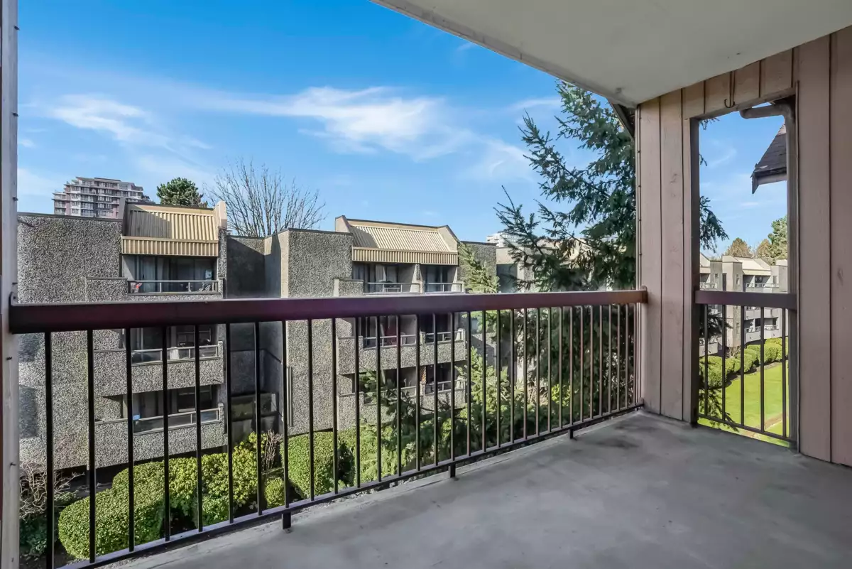 Hallway Photo of 314 8511 Westminster Highway, Richmond, BC