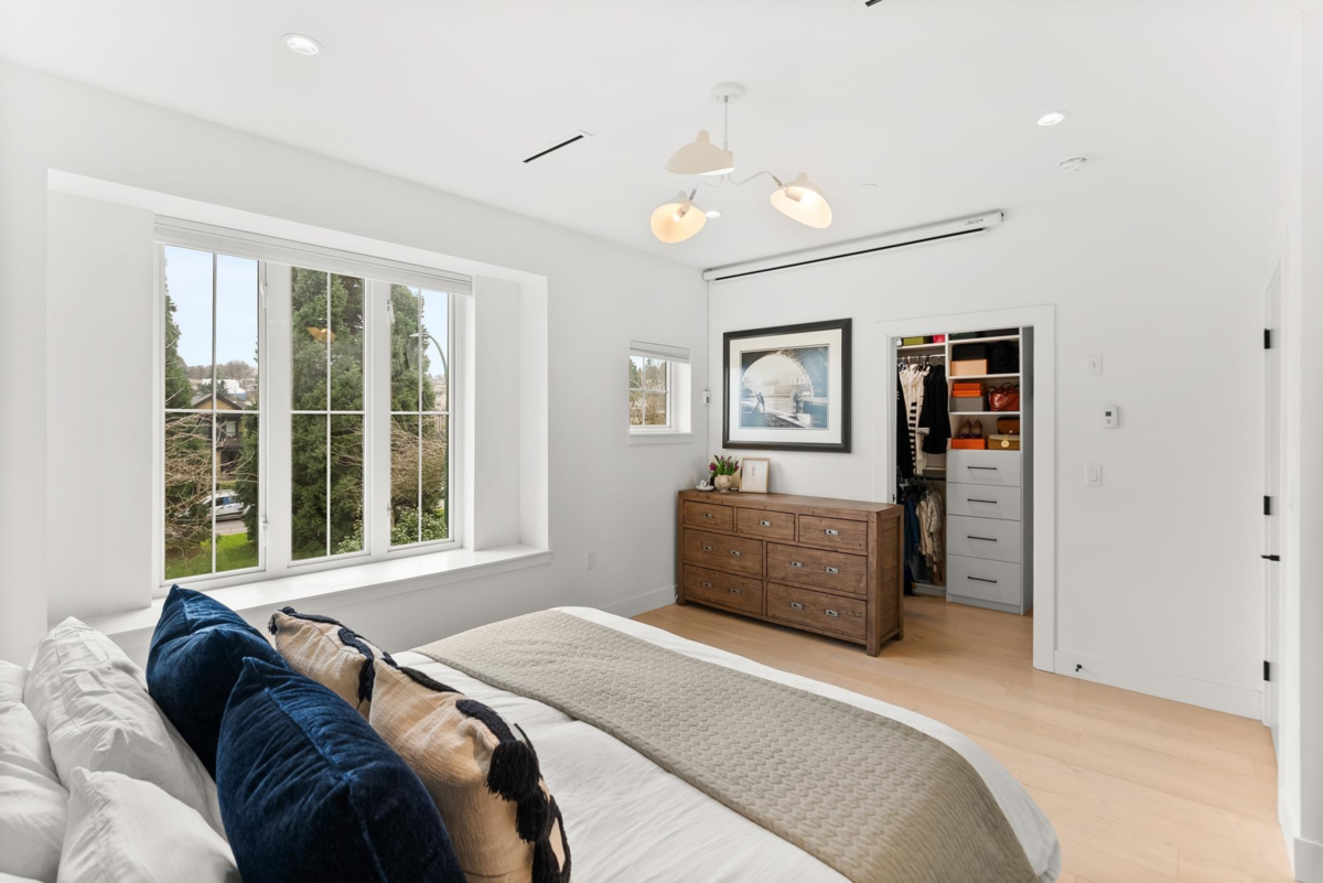 Hallway Photo of 3123 W 16th Avenue, Vancouver, BC