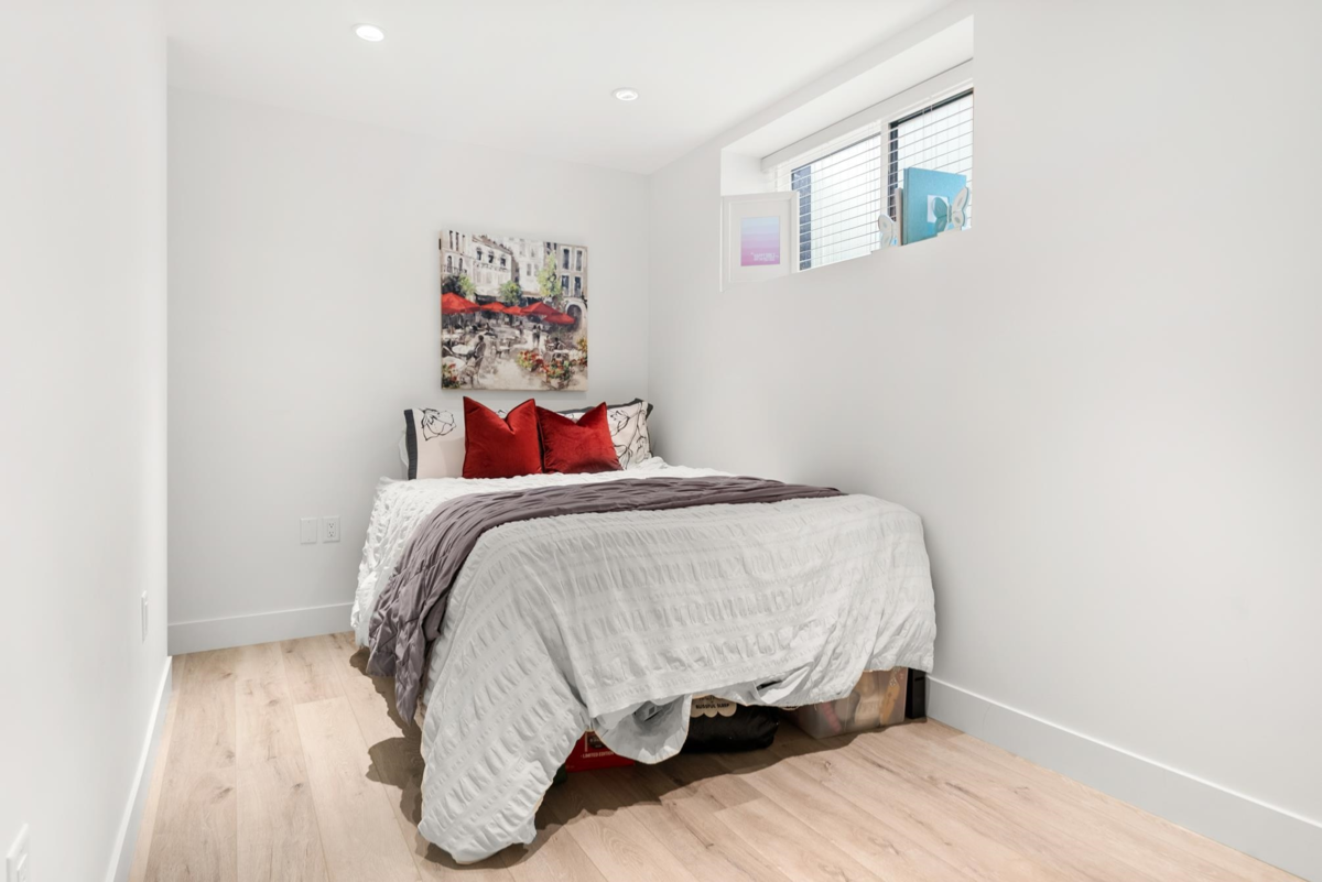 Hot Tub / Spa Photo of 3123 W 16th Avenue, Vancouver, BC