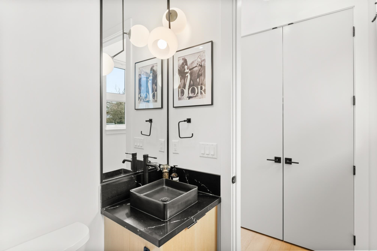 Loft / Bonus Room Photo of 3123 W 16th Avenue, Vancouver, BC