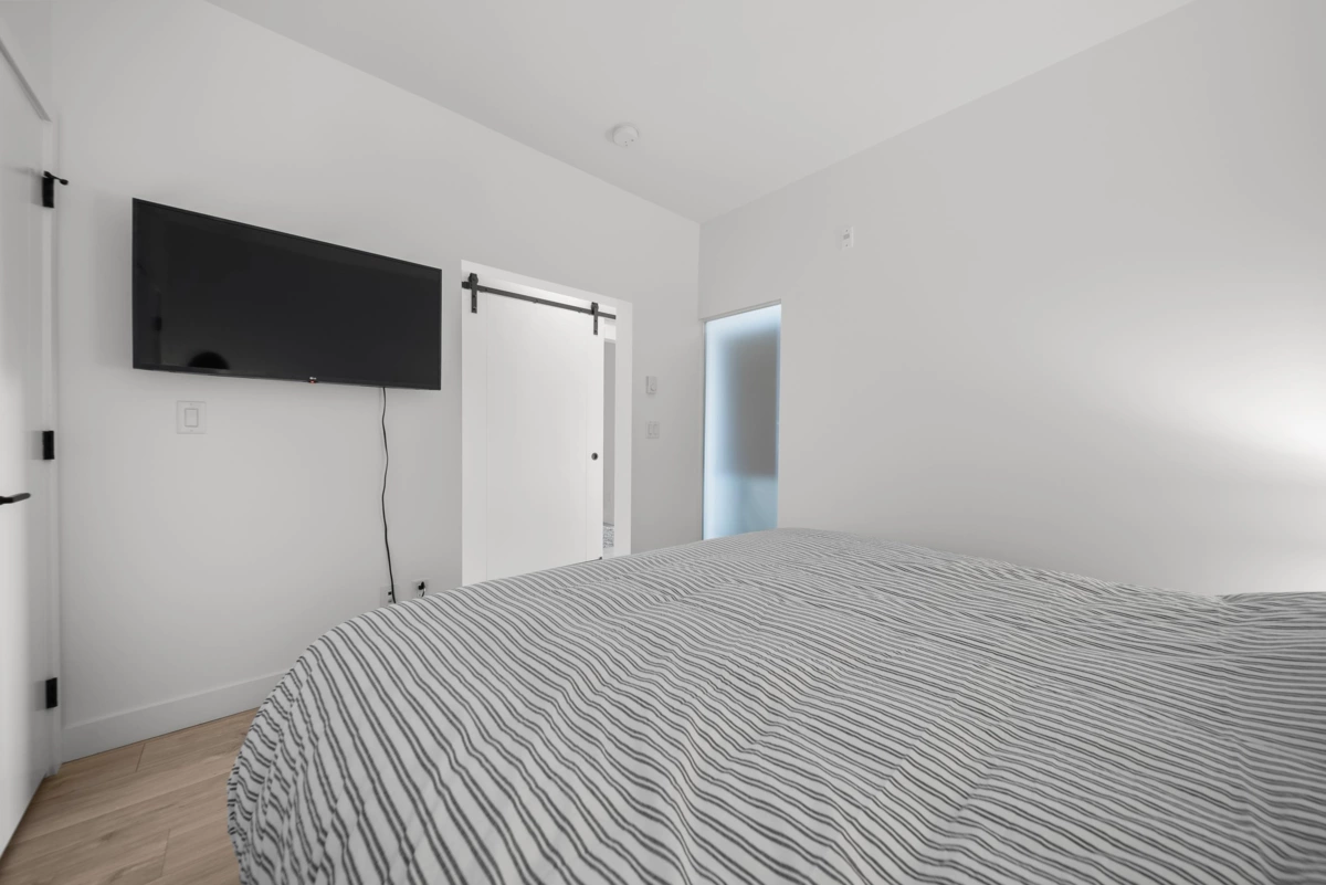 Bedroom 4 Photo of 414 32838 Landeau Place, Abbotsford, BC