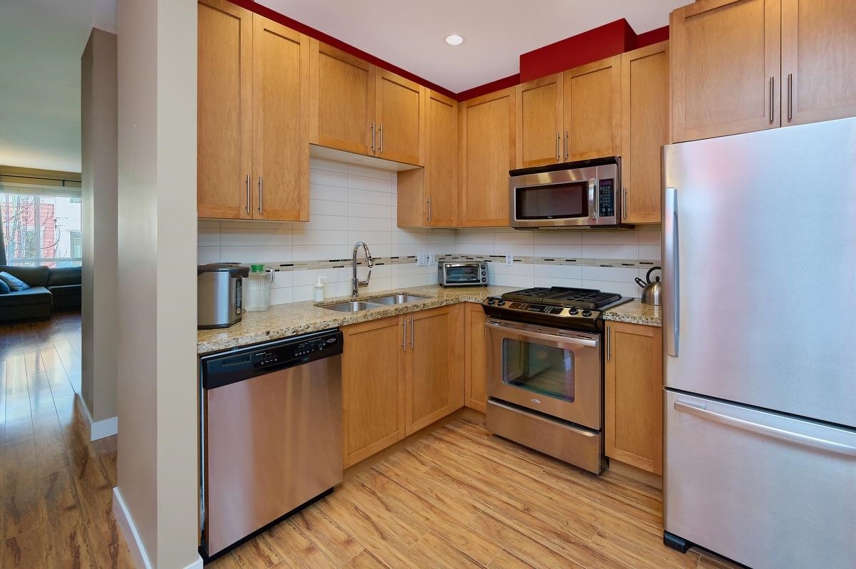 Bedroom 3 Photo of 37 2929 156 Street, Surrey, BC