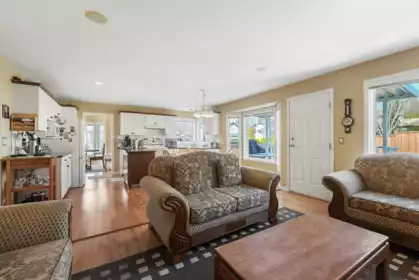 Breakfast Nook Photo of 18111 68a Avenue, Surrey, BC