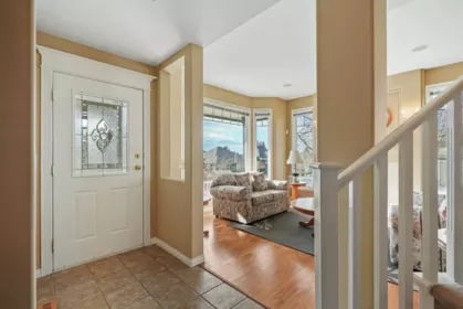 Hallway Photo of 18111 68a Avenue, Surrey, BC