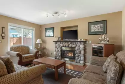 Primary Bedroom Photo of 18111 68a Avenue, Surrey, BC