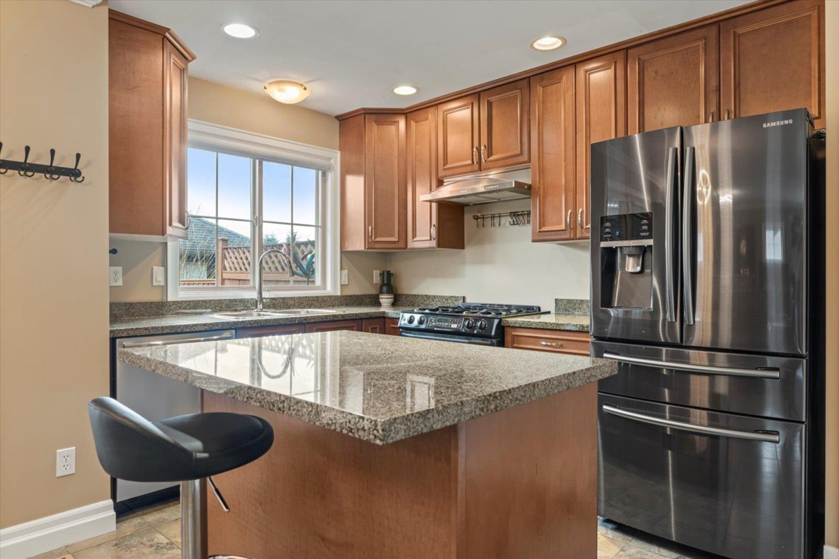 Dining Area Photo of 55 44523 Mclaren Drive, Chilliwack, BC