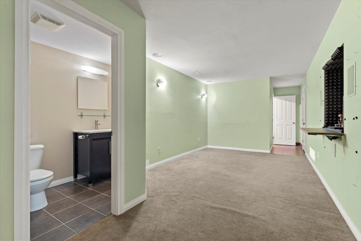 Garage Interior Photo of 55 44523 Mclaren Drive, Chilliwack, BC