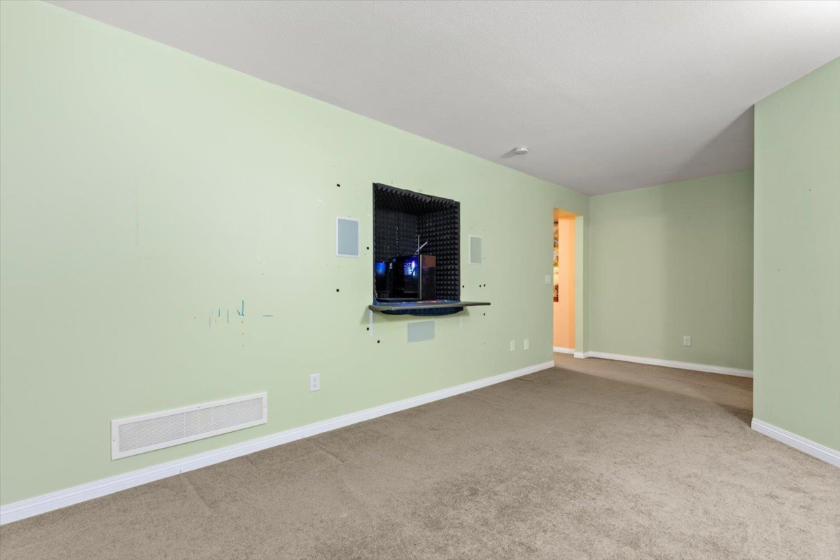 Outdoor Patio Photo of 55 44523 Mclaren Drive, Chilliwack, BC