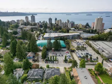 Community Amenities Photo (Clubhouse) of 2133 Gordon Avenue, West Vancouver, BC