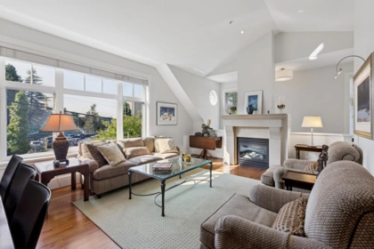 2133 Gordon Avenue, West Vancouver, BC