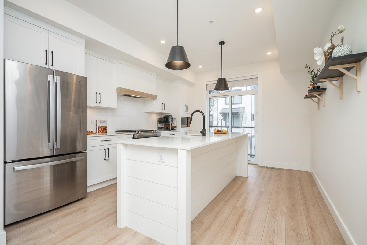 Kitchen Photo of 98 7967 197 Street, Langley, BC