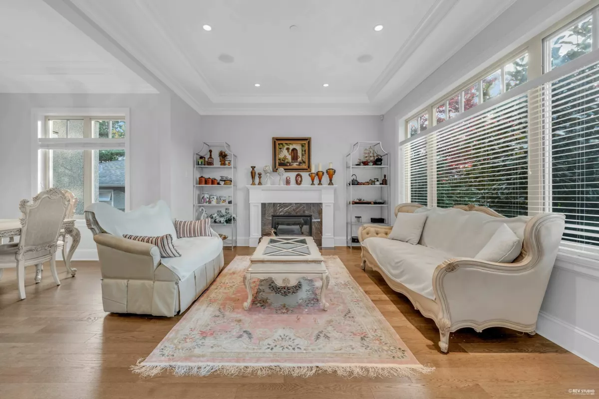 Dining Area Photo of 7458 Maple Street, Vancouver, BC