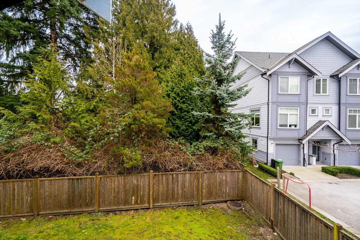 Laundry Room Photo of 12 7056 192 Street, Surrey, BC